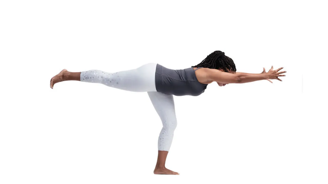 Gerakan Yoga - Warrior III Pose