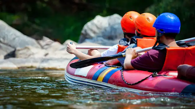 Rafting: Pengertian, Sejarah, dan Manfaatnya untuk Kesehatan