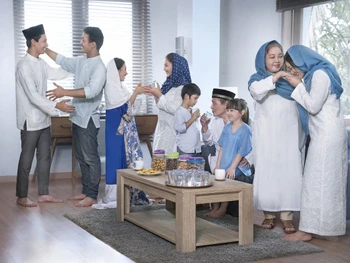 Manfaat Berbuka Puasa dengan Kurma dan Air Putih