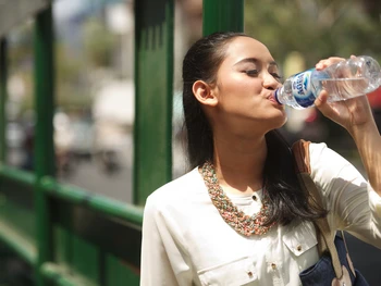 Berapa Kebutuhan Cairan Tubuh Manusia? Yuk Simak Disini!