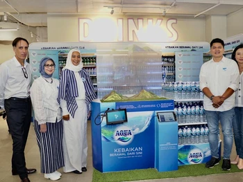 Danone-AQUA Hadirkan Pojok Hidrasi Sehat Bersama Farmers Market