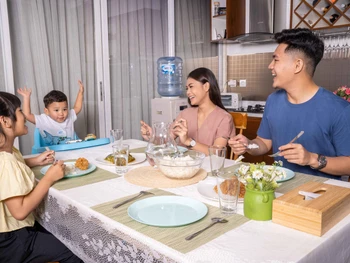 Penuhi Kebutuhan Cairan Keluarga Anda Dengan Air Mineral Terbaik