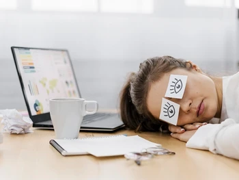 What Is Sleep Deprivation? It Is Different From Insomnia!