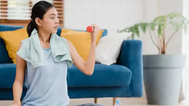 7 Manfaat Squat Jump Bagi Tubuh dan Cara Melakukannya