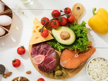 11 Minuman & Makanan Pembakar Lemak yang Ampuh Buat Diet