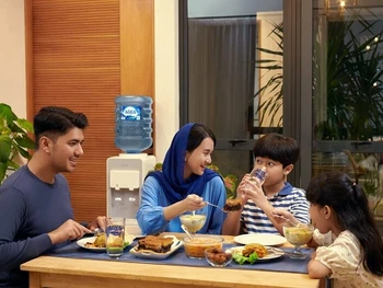 10 Jajanan Kue Tradisional Jawa yang Legit dan Enak!