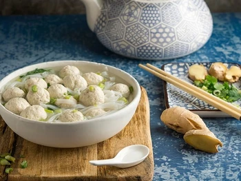 Rekomendasi Makanan saat Hujan yang Hangat dan Lezat