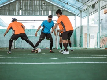 11 Perbedaan Futsal dan Sepak Bola yang Perlu Tahu