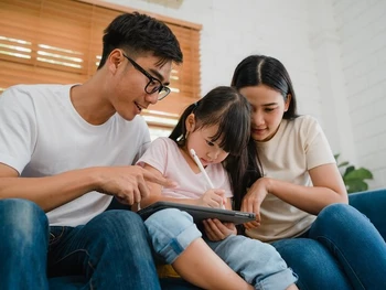 Apa Itu Parenting? Ini Pengertian dan Tipsnya