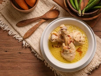 11 Makanan Khas Lebaran dari Berbagai Daerah di Indonesia