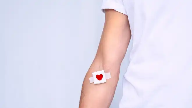 Bolehkah Donor Darah saat Puasa? Perhatikan Dulu Tipsnya!