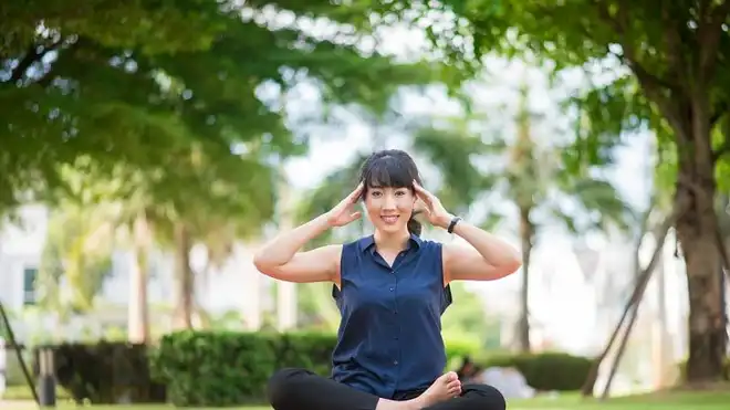 8 Gerakan Senam Otak, Tingkatkan Fokus dan Konsentrasi!