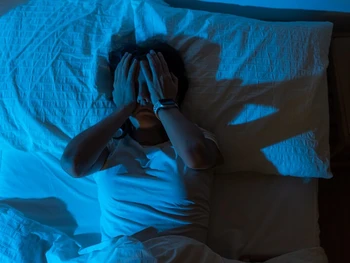 Apa itu Ketindihan Saat Tidur? Penyebab & Cara Mengatasinya