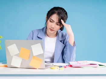 5 Ciri-ciri Workaholic, Kenali Penyebabnya dan Dampak Buruknya!