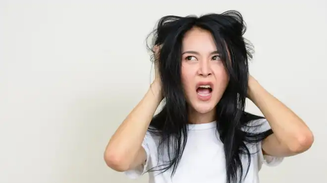 10 Cara Mengatasi Rambut Lepek, Ketahui Penyebabnya di Sini!