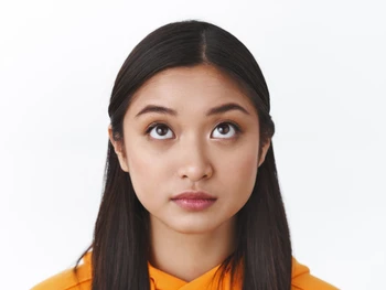 9 Cara Menghilangkan Mata Panda Secara Alami, Ampuh!