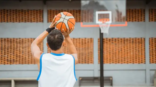 10 Teknik Shooting Bola Basket Paling Efektif