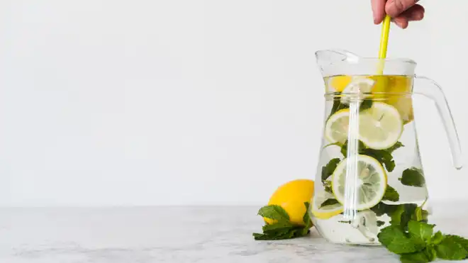 8 Cara Membuat Infused Water yang Mudah, Sehat, dan Enak!