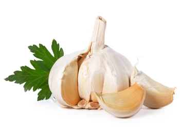 3 Ways to Consume Garlic & The Benefits