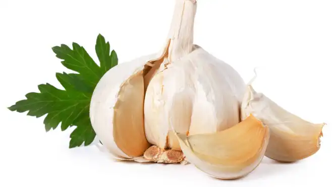 3 Ways to Consume Garlic & The Benefits