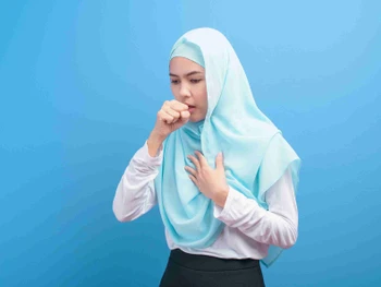 9 Cara Mengatasi Batuk saat Puasa yang Mudah, Wajib Tahu!