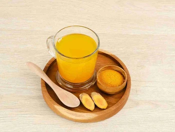 12 Manfaat Minum Air Kunyit Sebelum Tidur untuk Kesehatan