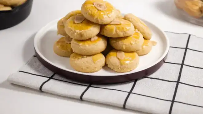 4 Resep Kue Kacang Lebaran yang Lembut dan Renyah!