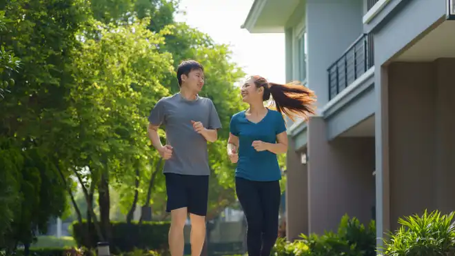 7 Jenis Baju yang Cocok untuk Olahraga, Ini Tips Memilihnya