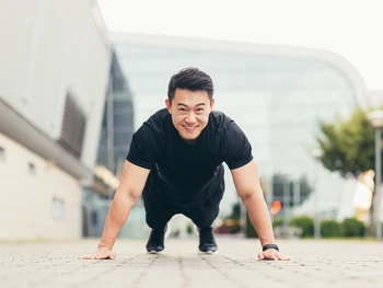 6 Cara Melebarkan Bahu yang Efektif dan Mudah Dilakukan