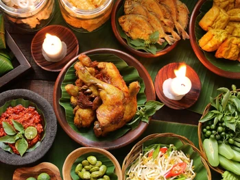 20 Makanan Khas Jawa Barat yang Terkenal dan Enak