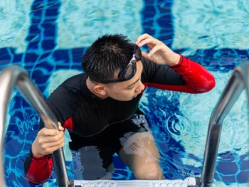 12 Persiapan Wajib sebelum Berenang agar Optimal