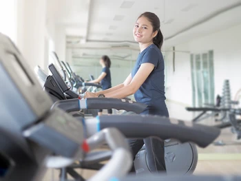 7 Gym Machines to Lose Belly Fat, Effective & Worth Trying!