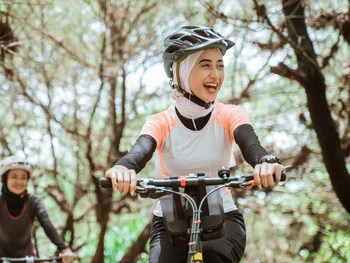 Apa Bersepeda Bisa Menurunkan Berat Badan? Yuk, Cari Tahu!