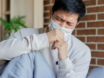 9 Cara Meredakan Batuk Kering secara Alami, Sangat Praktis!