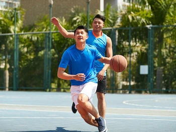 Chest Pass dalam Bola Basket: Teknik Dasar dan Variasinya