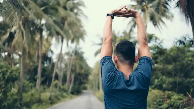 8 Gerakan untuk Mengatasi Sakit Pinggang Anti Nyeri