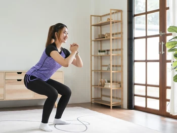 7 Jenis Gerakan Squat, Manfaat, dan Cara Melakukannya