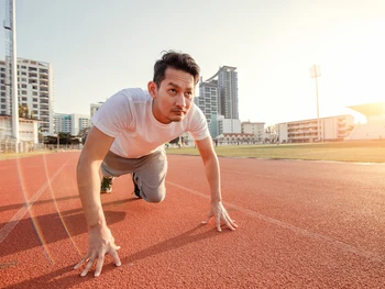 Lari Halang Rintang: Jenis, Teknik, & Peraturannya