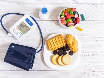 Hindari 6 Makanan Pantangan bagi Penderita Darah Tinggi Ini