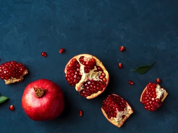 10 Manfaat Buah Delima untuk Kesehatan dan Kebugaran Tubuh