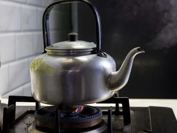 Mengapa Air Minum Perlu Dimasak Terlebih Dahulu? Ini Jawabannya!