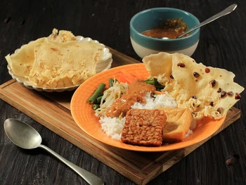 11 Oleh-oleh Khas Blitar yang Lezat dan Menggugah Selera