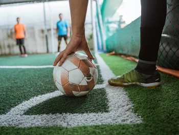 6 Teknik Dasar Futsal dan Cara Bermainnya, Yuk Ketahui!